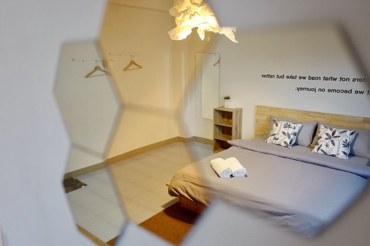 24 Poshtel Salaya Vandrehjem Eksteriør billede